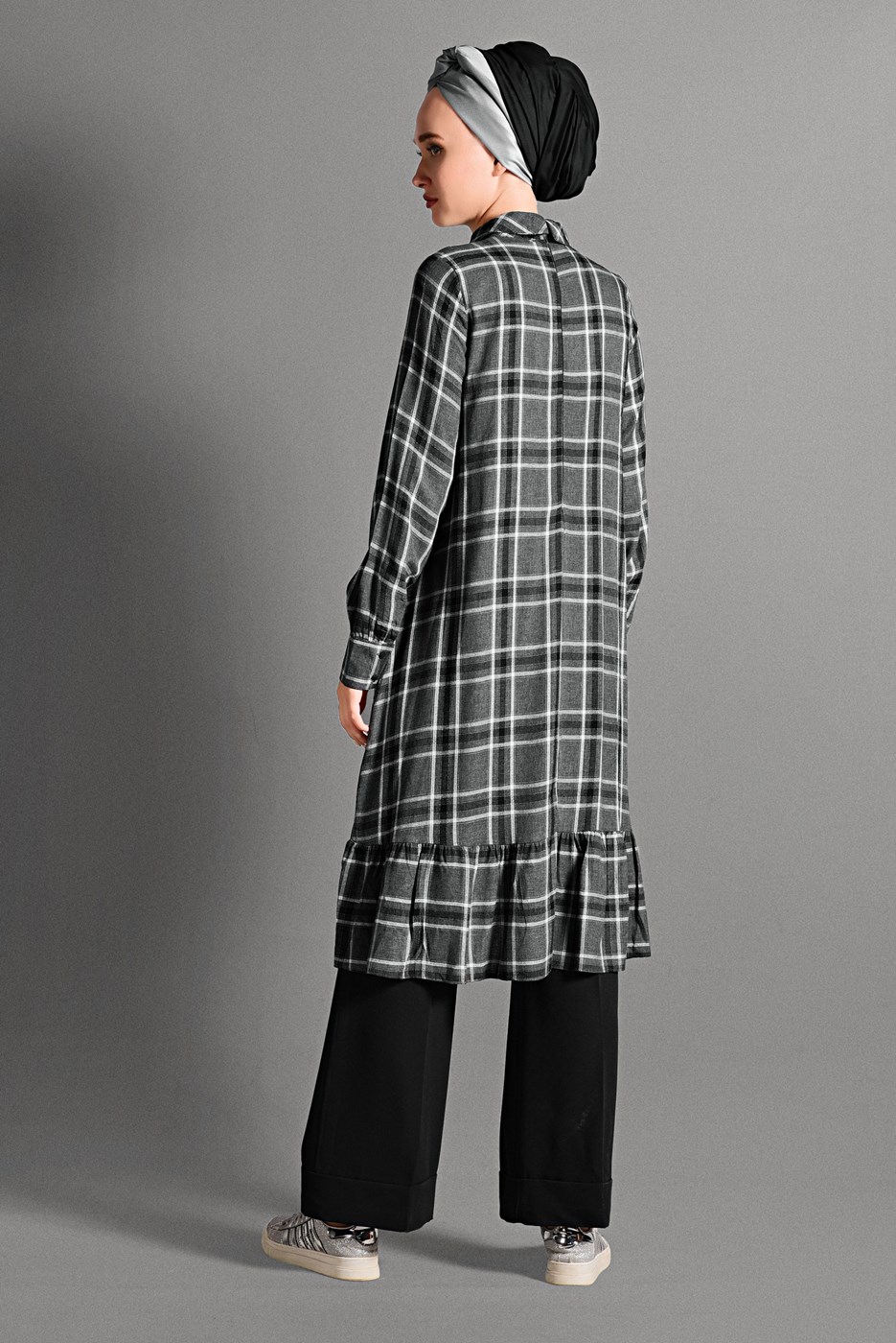 Tesettür giyim GRİ EKOSE DESENLİ TUNİK 7406 