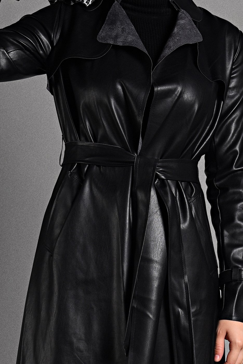 Vêtements hijab NOIR IMPERMÉABLE EN DAIM À CLASSIQUE 0446