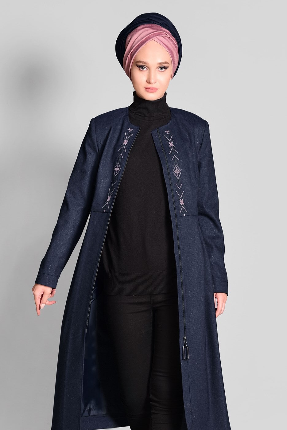 Tesettür giyim LACİVERT NAKIŞ DETAYLI FERMUARLI TRENÇKOT 1145