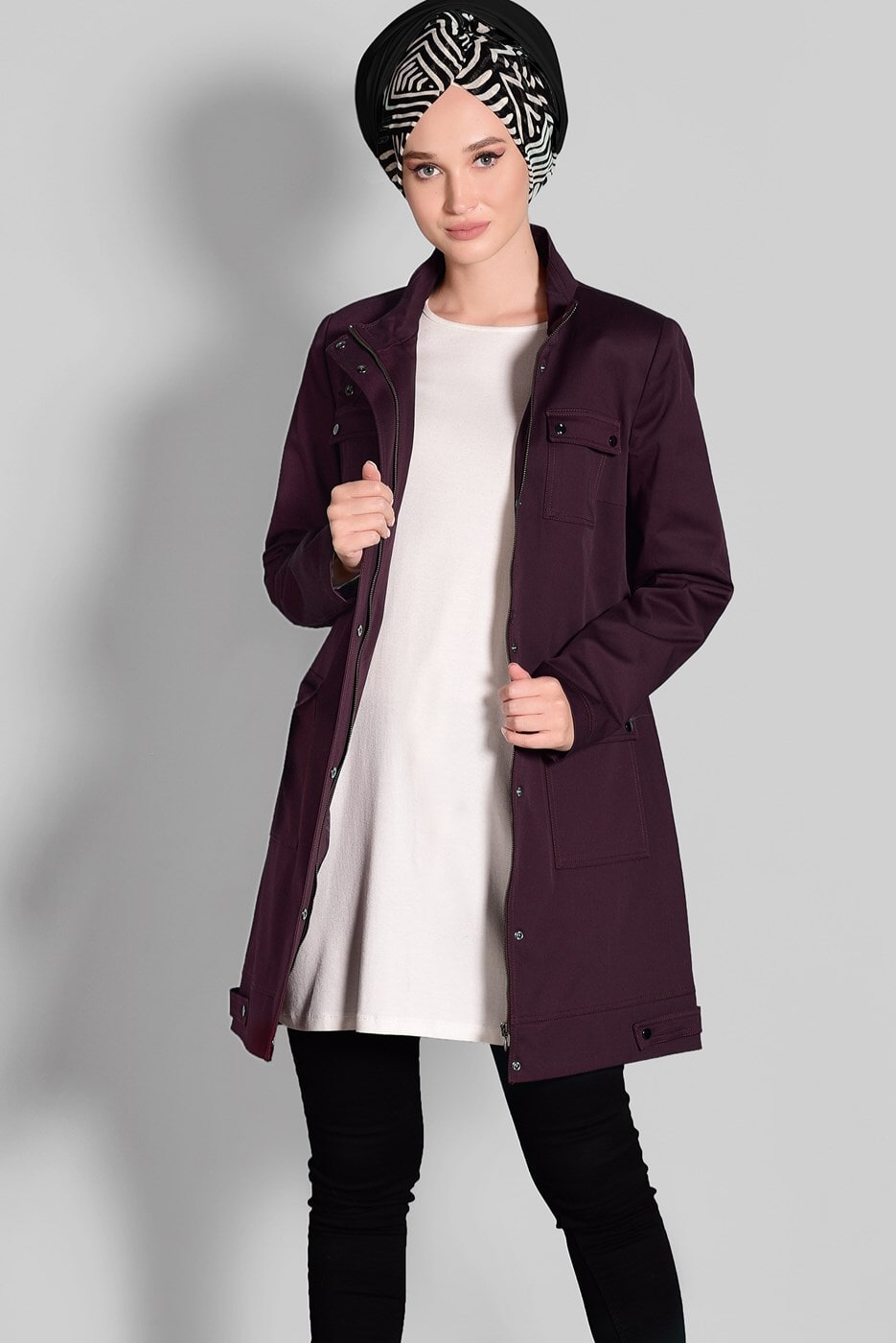 Tesettür giyim BORDO PAMUKLU SIRTI NAKIŞ DETAYLI TRENÇKOT 1150 