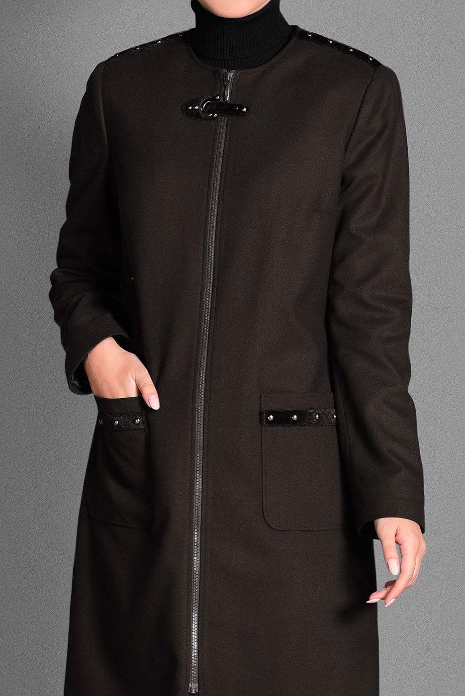 Tesettür giyim KAHVE CEPLERİ ZIMBA DETAYLI TRENÇKOT 1151