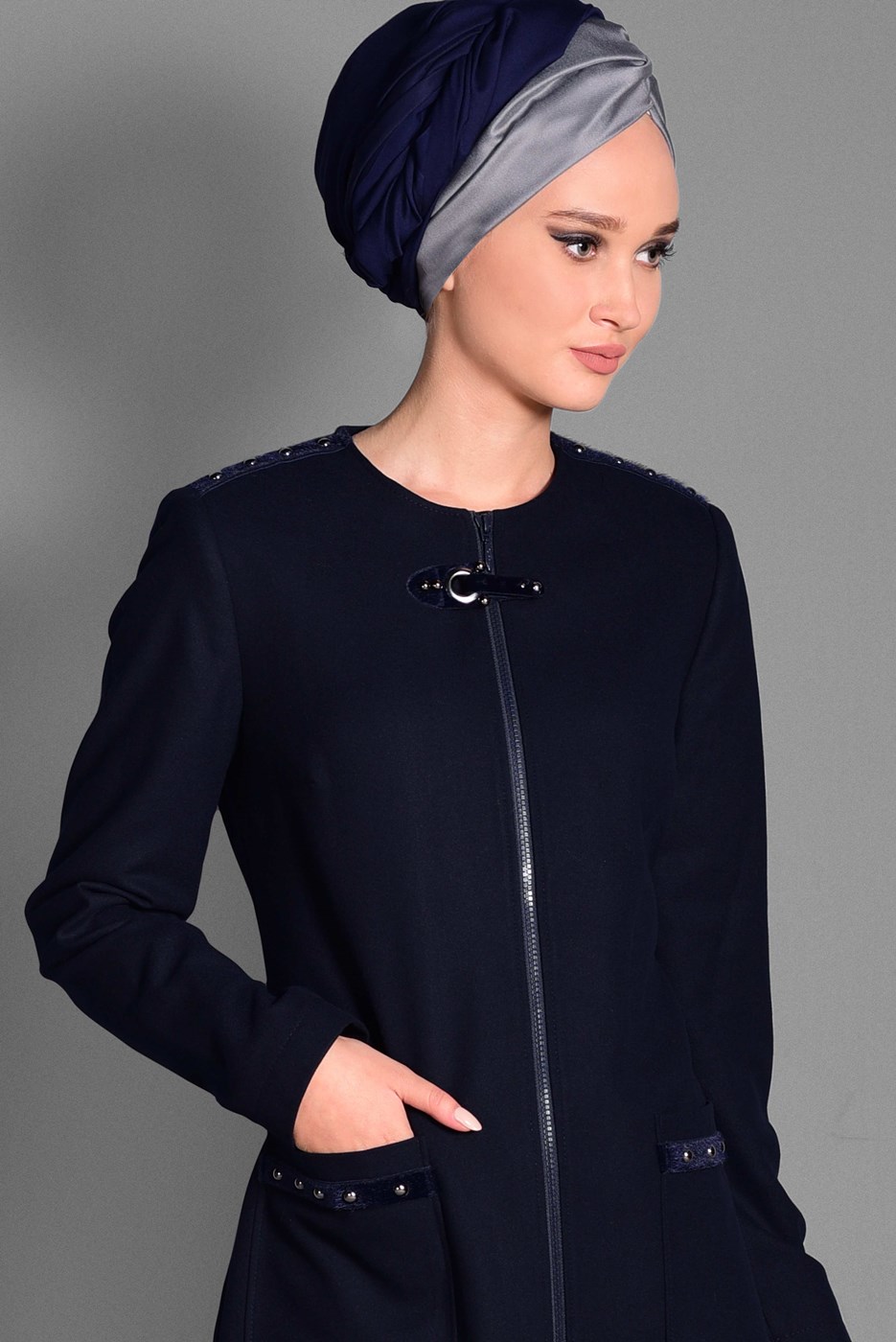 Tesettür giyim LACİVERT CEPLERİ ZIMBA DETAYLI TRENÇKOT 1151