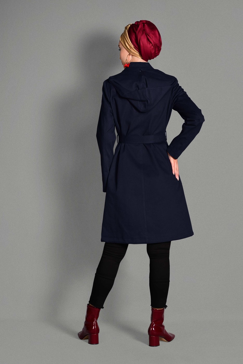 Tesettür giyim LACİVERT NAKIŞ DETAYLI BELİ KUŞAKLI TRENÇKOT 1159