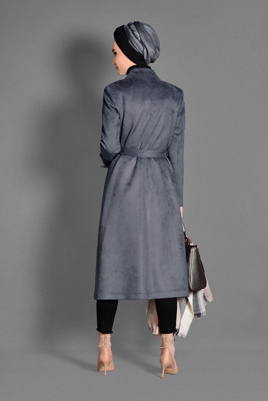 Tesettür giyim GRİ KUŞGÖZÜ DETAYLI SÜET TRENÇKOT 1168 