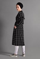 Tesettür giyim SİYAH KOLLARI VOLANLI FERMUARLI TRENÇKOT 2506 