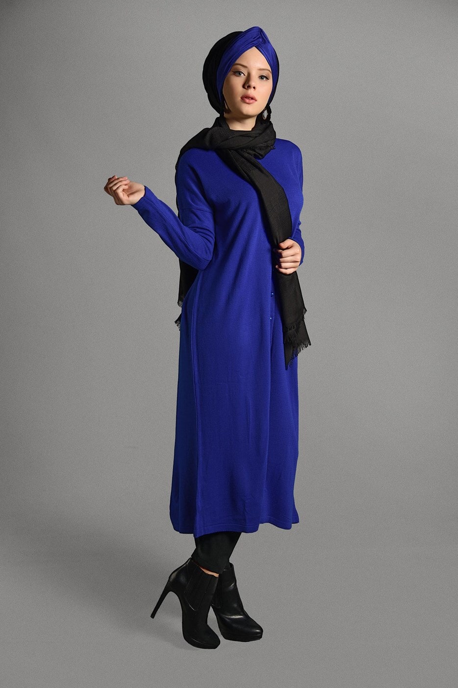 Vêtements hijab BLEU MARINE GILET MAILLE À PERLES 406