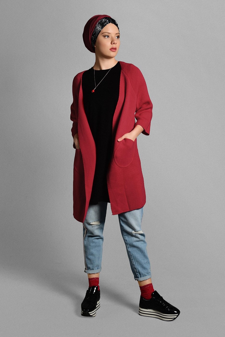 Tesettür giyim KIRMIZI CEPLİ TRİKO HIRKA 2719 