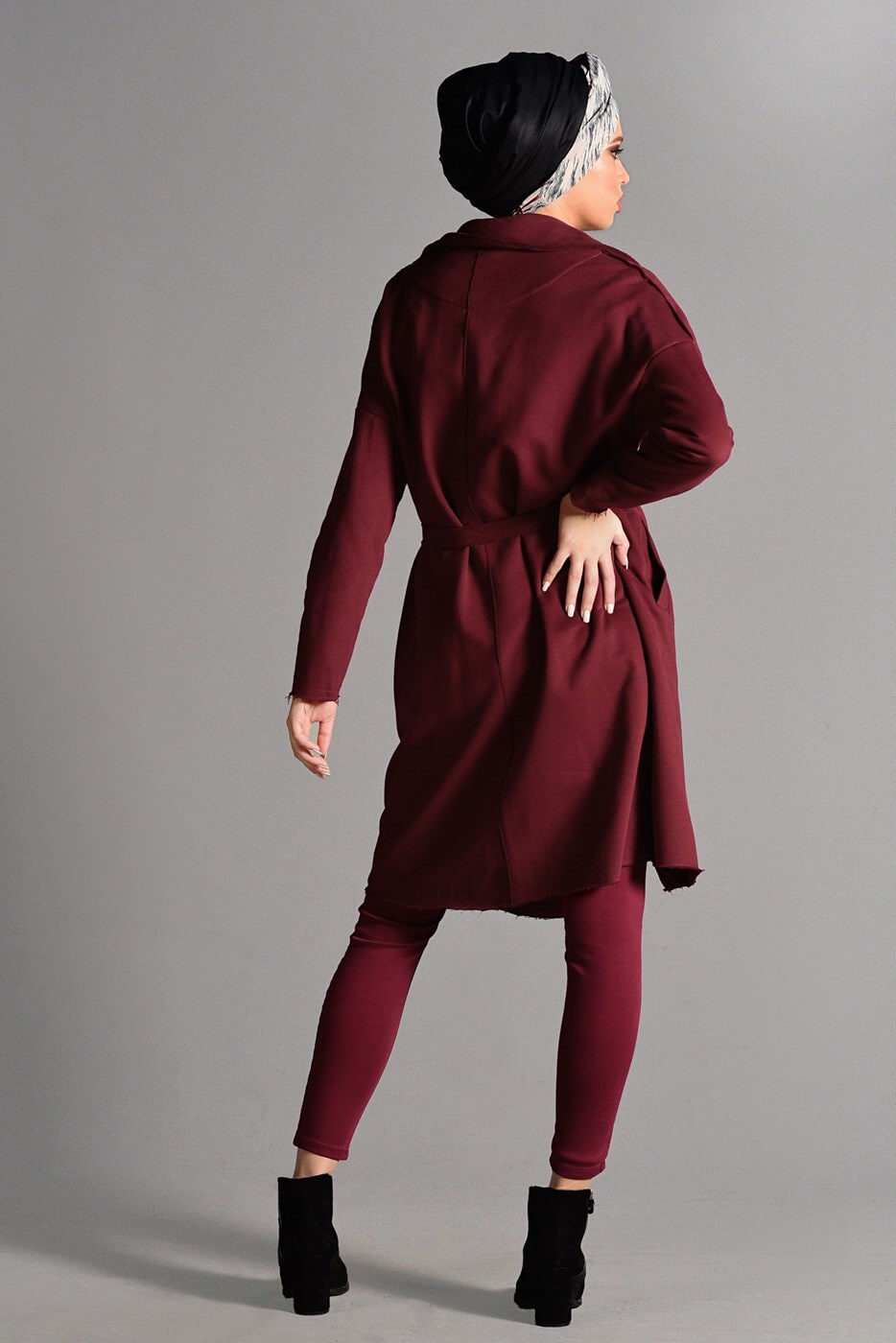 Vêtements hijab ROUGE BORDEAUX GILET MAILLE AVEC CEINTURE 3319