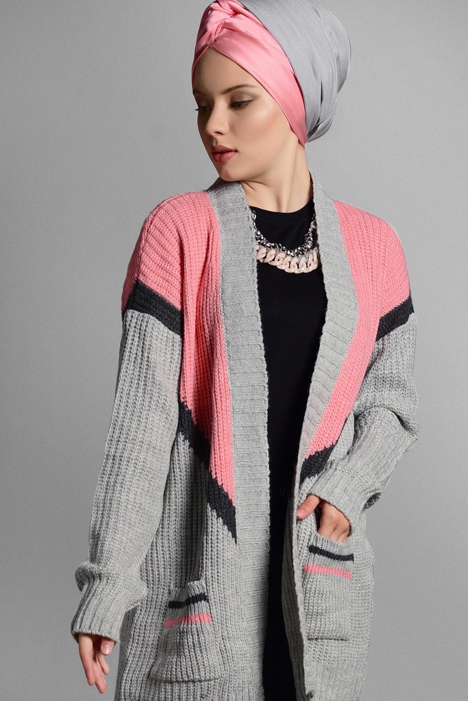 Tesettür giyim MERCAN CEPLİ TRİKO HIRKA 4719 