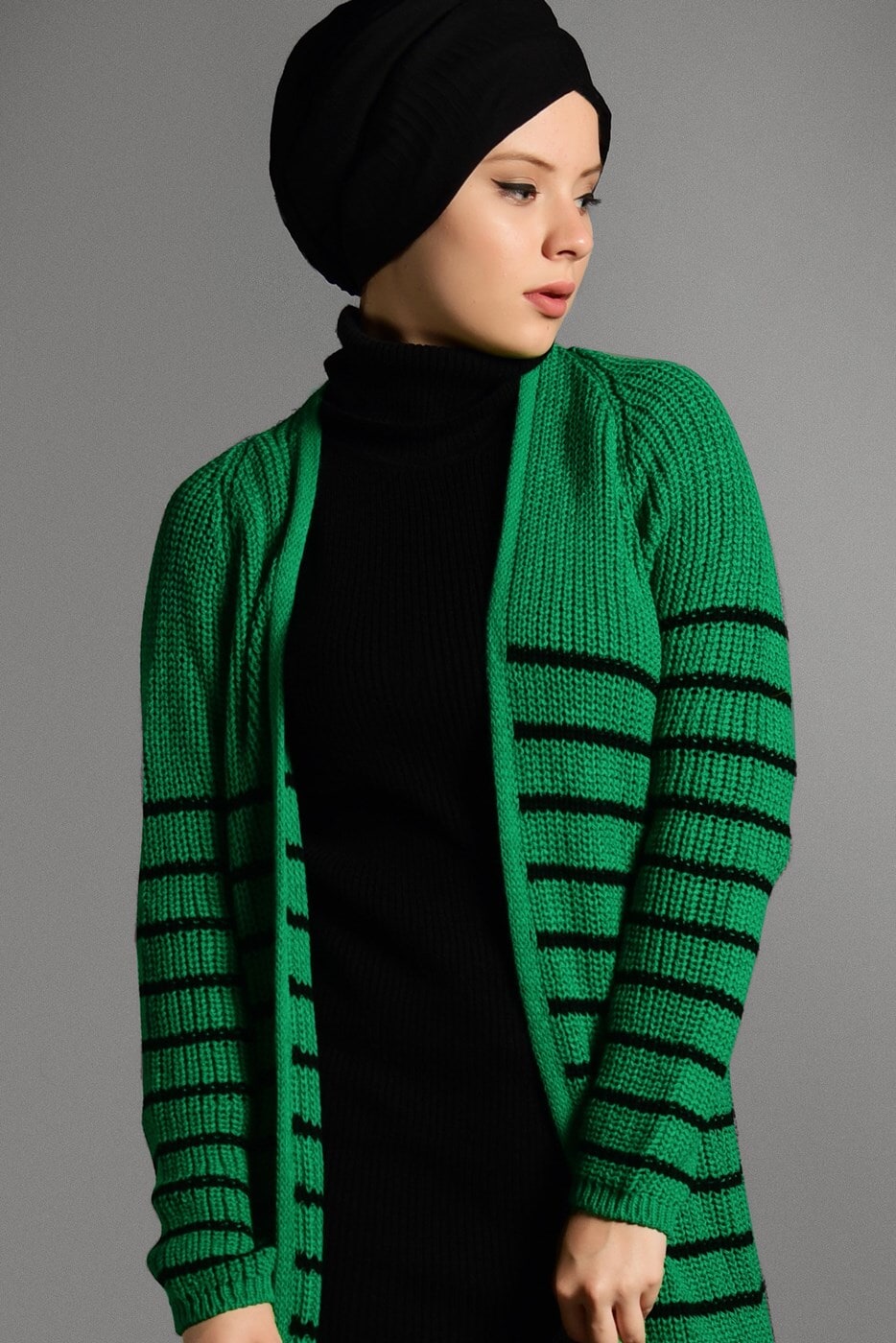 Tesettür giyim YEŞİL ÇİZGİLİ TRİKO HIRKA 5819 
