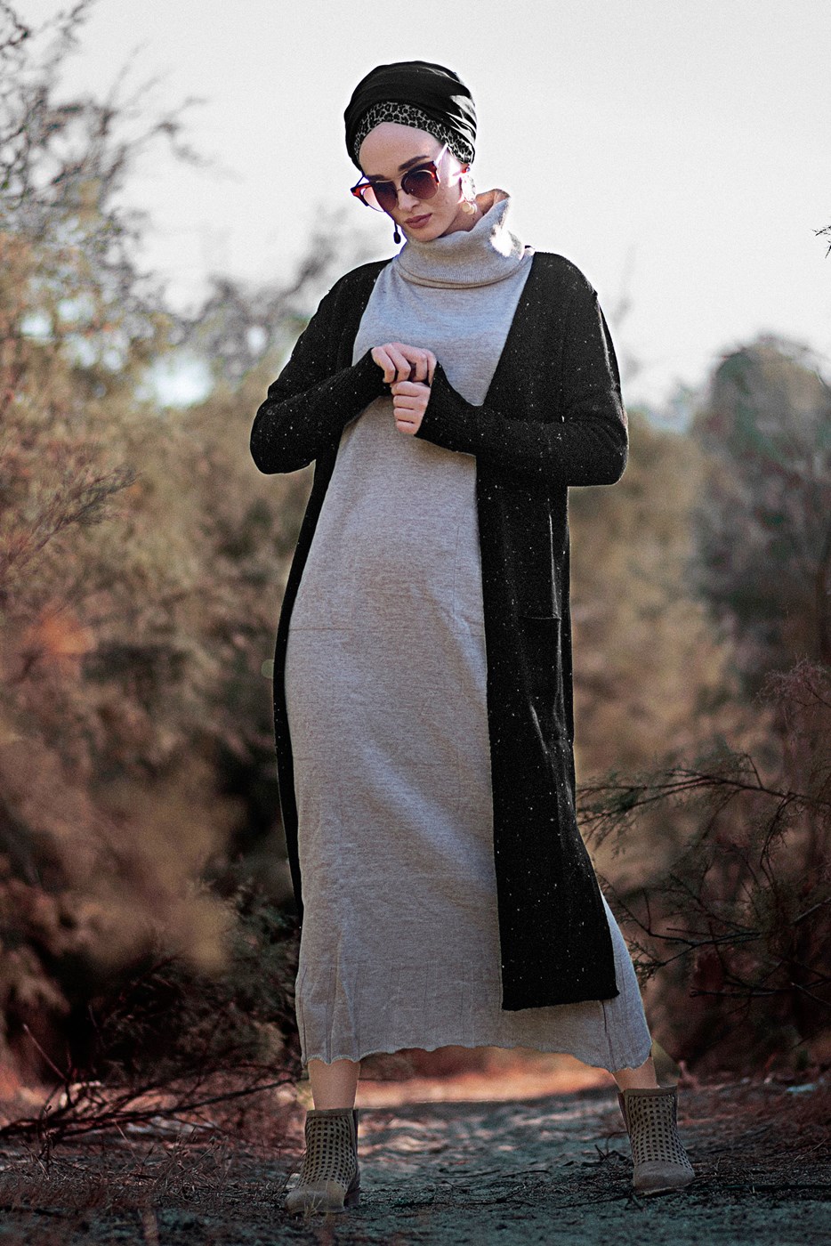 Hijab clothing BLACK KNIT CARDIGAN WITH SLITS 8112 