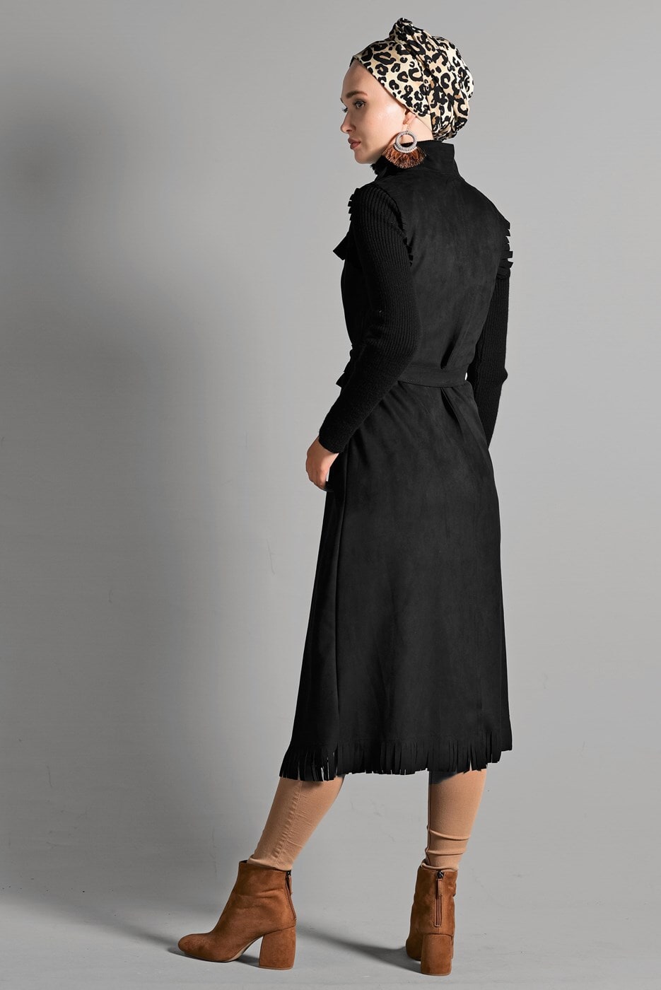 Hijab clothing BLACK BELTED SUEDE VEST 0418