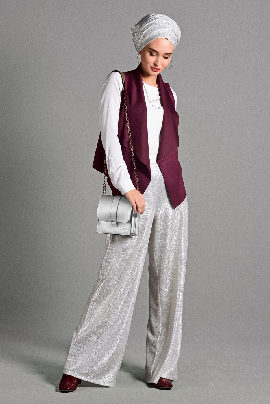 Vêtements hijab ROUGE BORDEAUX GILET EN DAIM 597