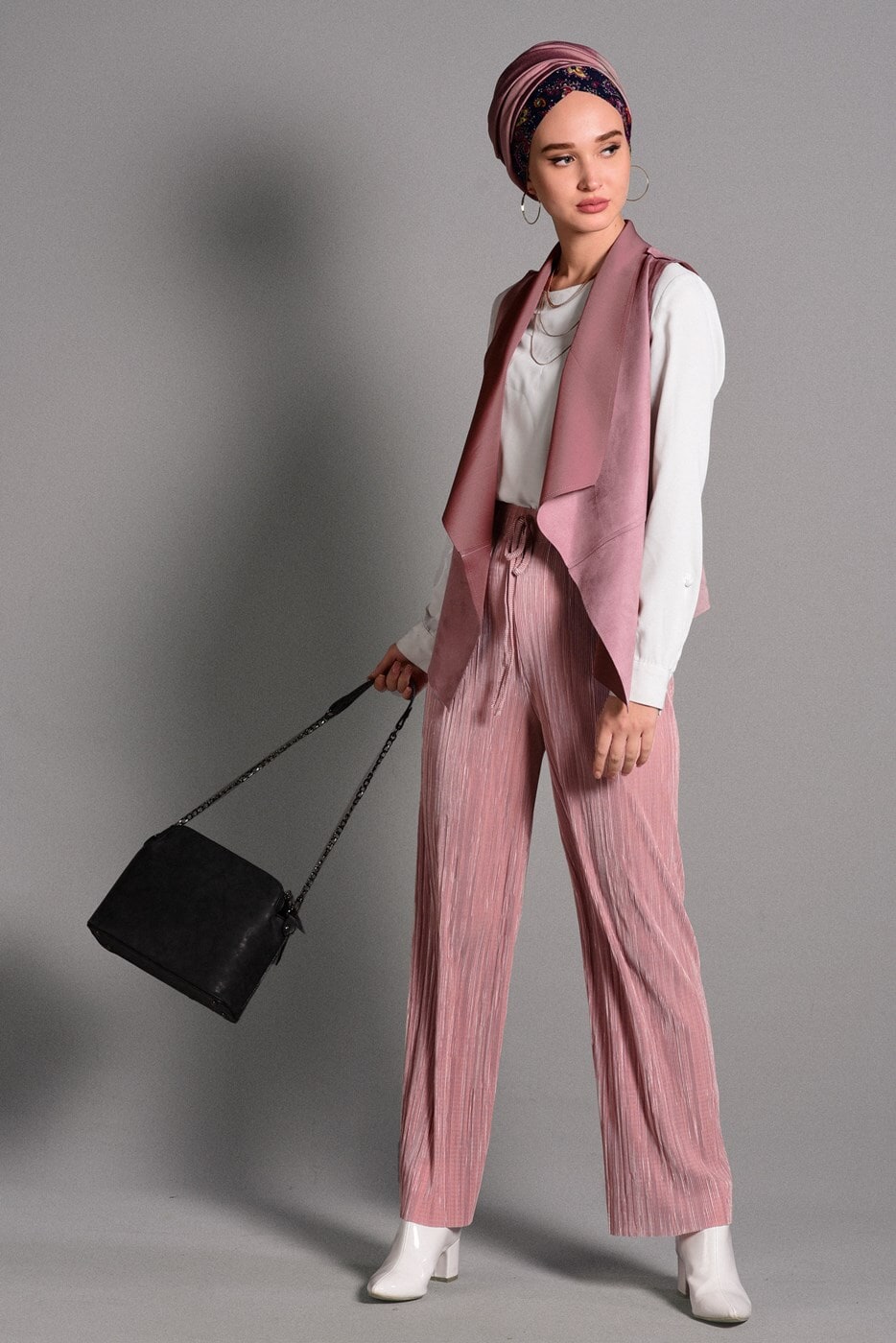 Vêtements hijab POUDRE GILET EN DAIM 597