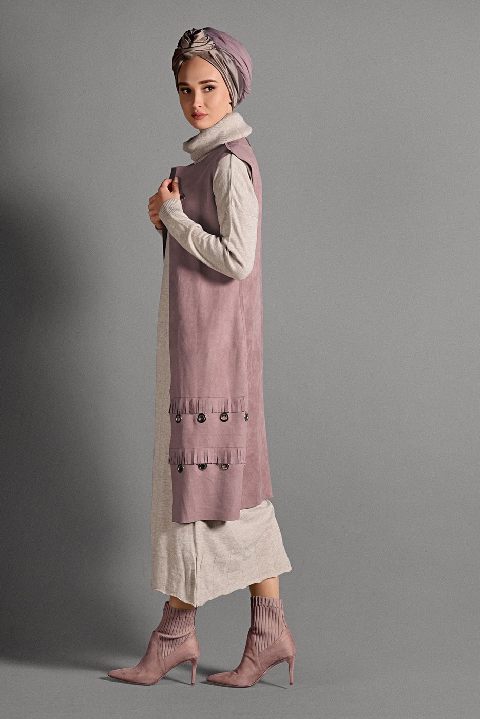 Vêtements hijab POUDRE GILET EN DAIM À ŒILLETS 2418 