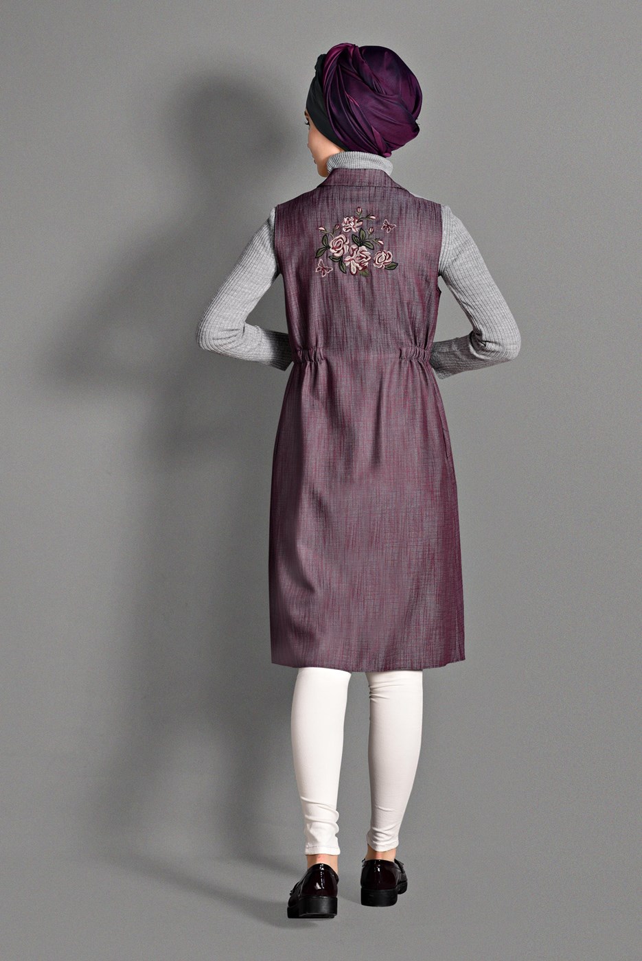 Tesettür giyim BORDO SIRTI NAKIŞ DETAYLI YELEK 4749 