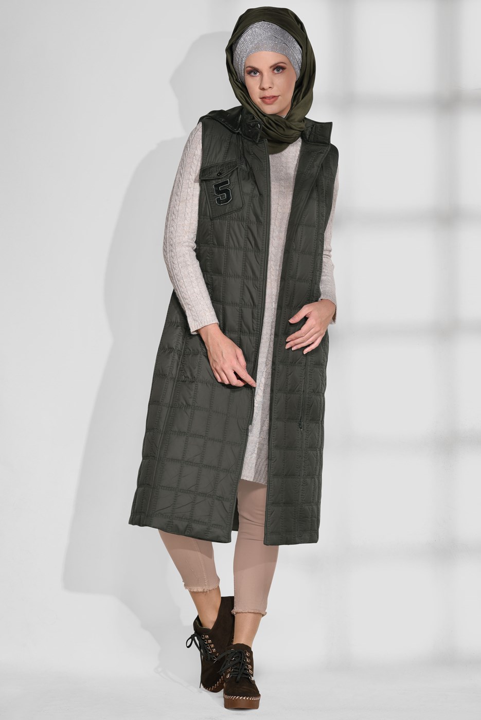 Tesettür giyim HAKİ KAPÜŞONLU KAPİTONE YELEK 9737 