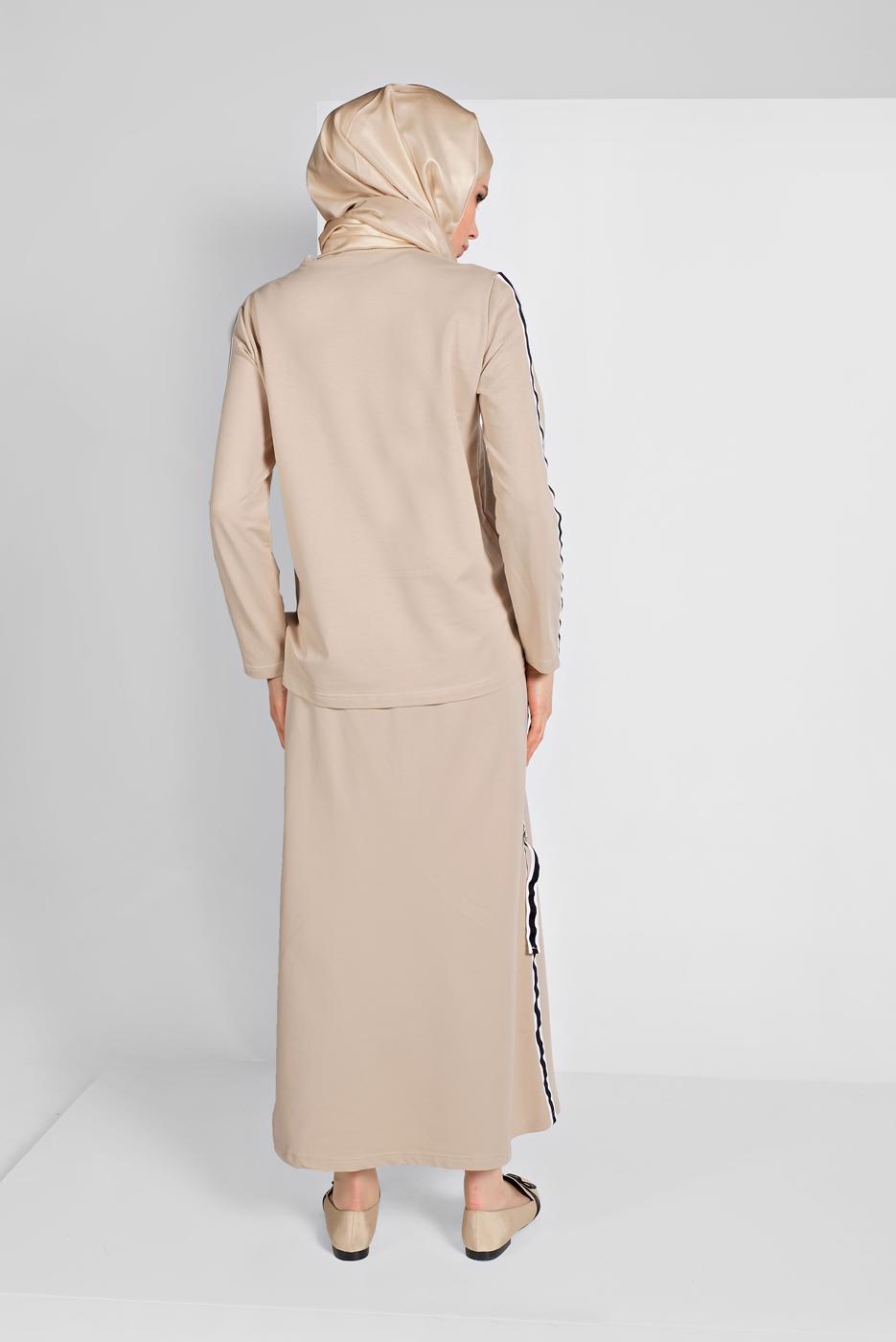 Tesettür giyim BEJ ŞERİT DETAYLI ETEKLİ TAKIM T 94108