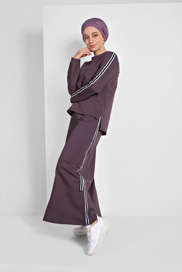 Tesettür giyim  ŞERİT DETAYLI ETEKLİ TAKIM T 94108 - TRENDTESETTÜR