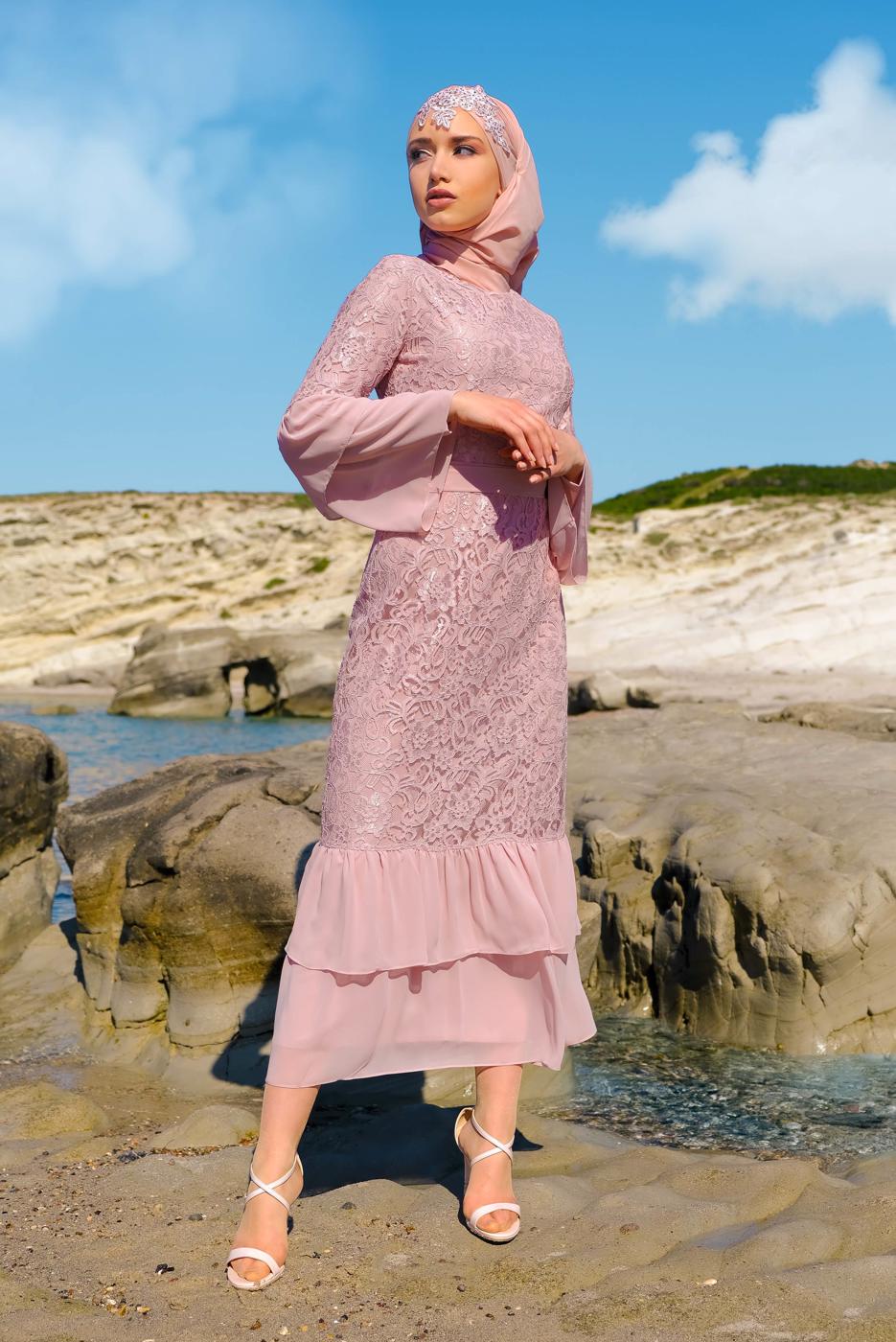 Tesettür giyim PUDRA KOLLARI VOLANLI DANTEL DETAYLI ABİYE ELBİSE T 73706