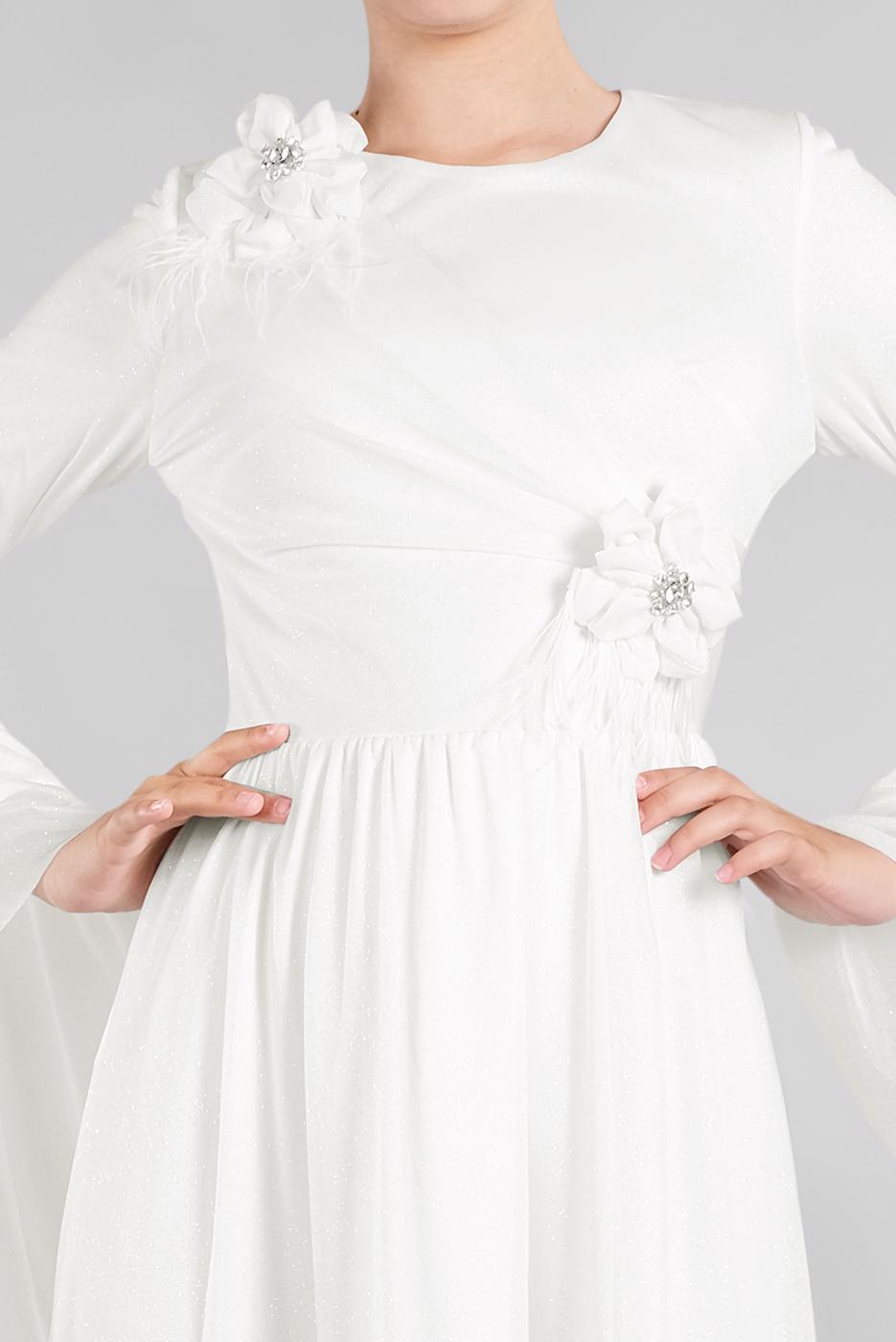 Hijab clothing CREAM EVENING DRESS WITH FLOWER ACCESSORY T 50393