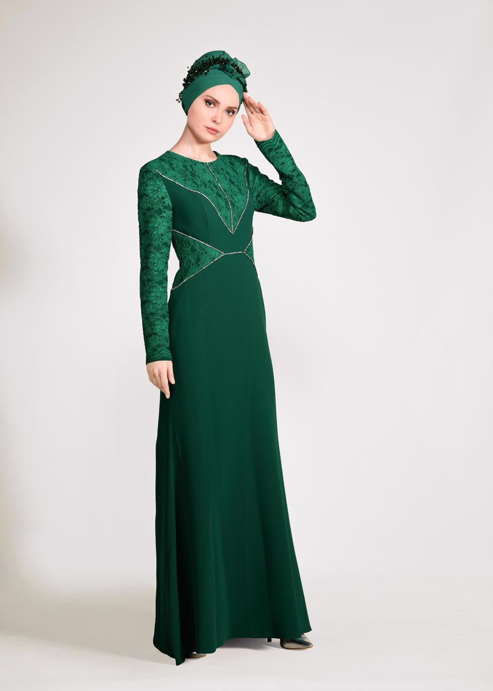 Tesettür giyim YEŞİL DANTEL VE TAŞ DETAYLI ABİYE ELBİSE T 5423