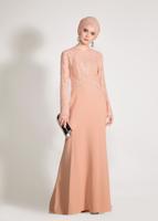 Tesettür giyim PUDRA DANTEL VE TAŞ DETAYLI ABİYE ELBİSE T 5423