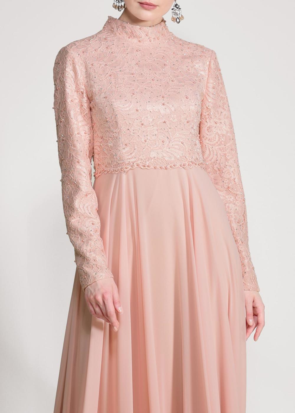 Tesettür giyim PUDRA ALVİNA DANTEL DETAYLI ABİYE ELBİSE T 5478