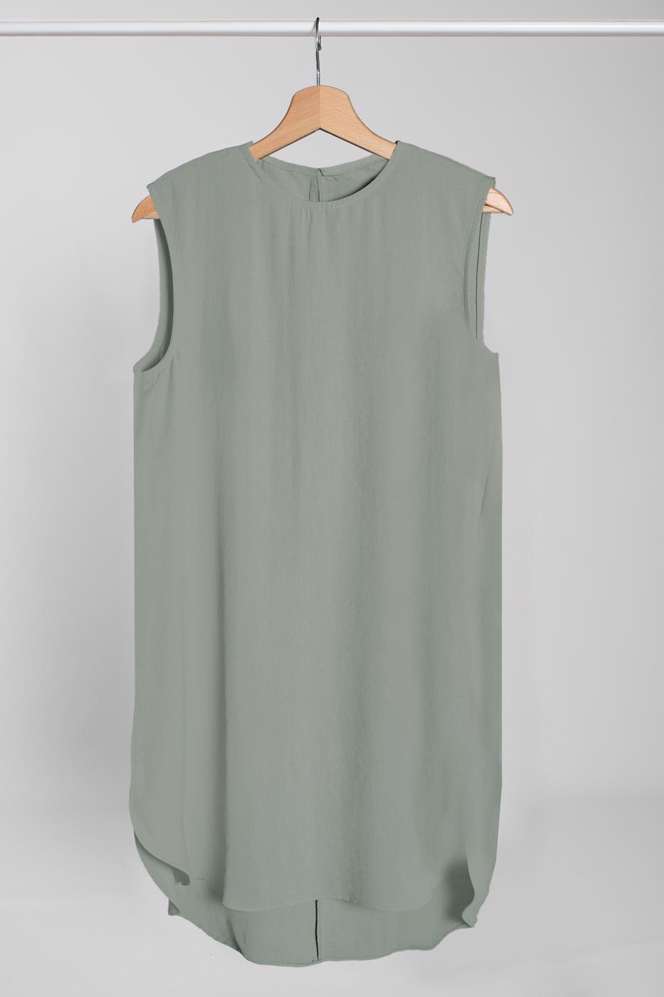 Tesettür giyim YEŞİL SIFIR KOL DÖKÜMLÜ BLUZ 17391