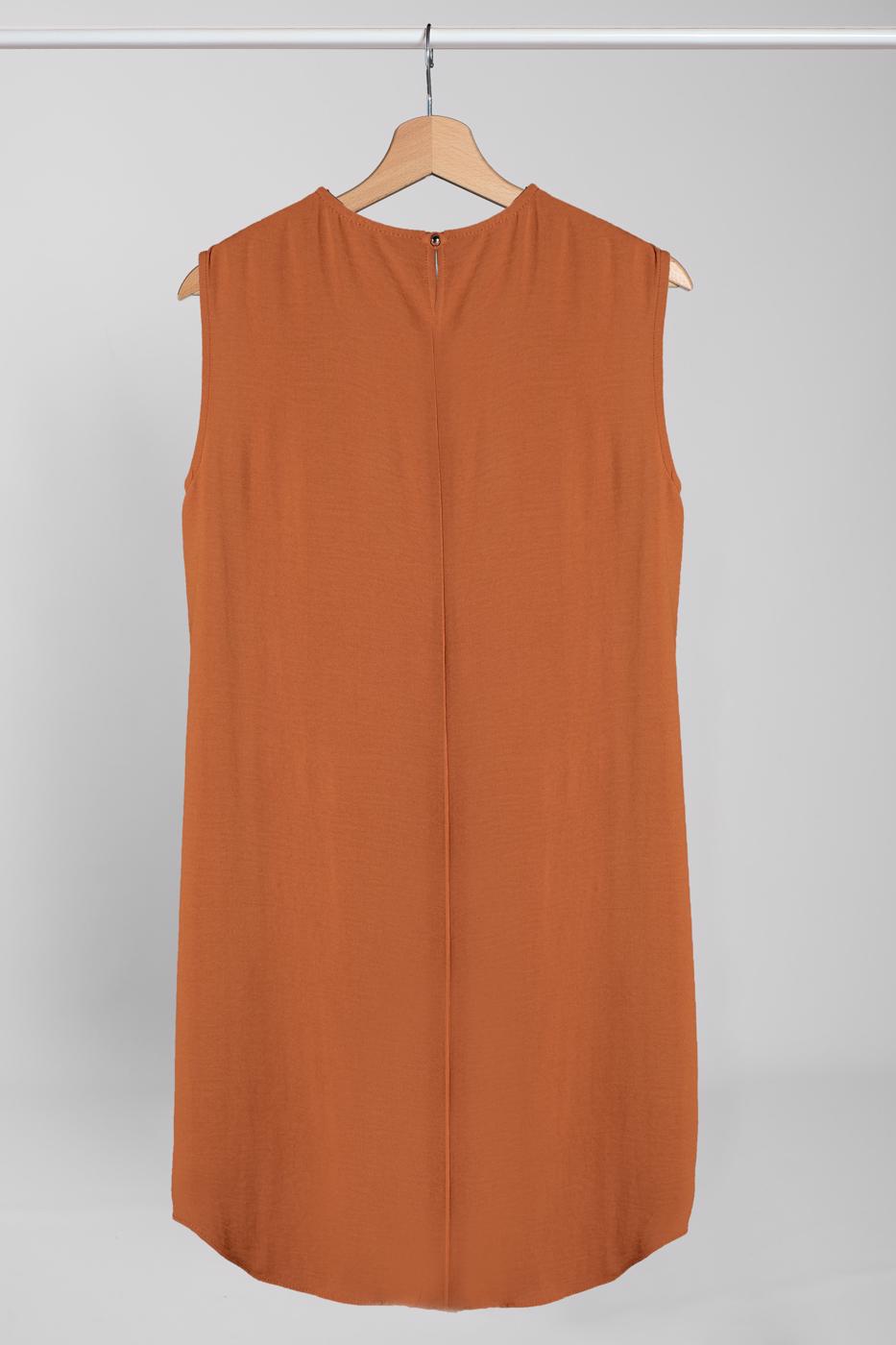 Tesettür giyim TABA SIFIR KOL DÖKÜMLÜ BLUZ 17391