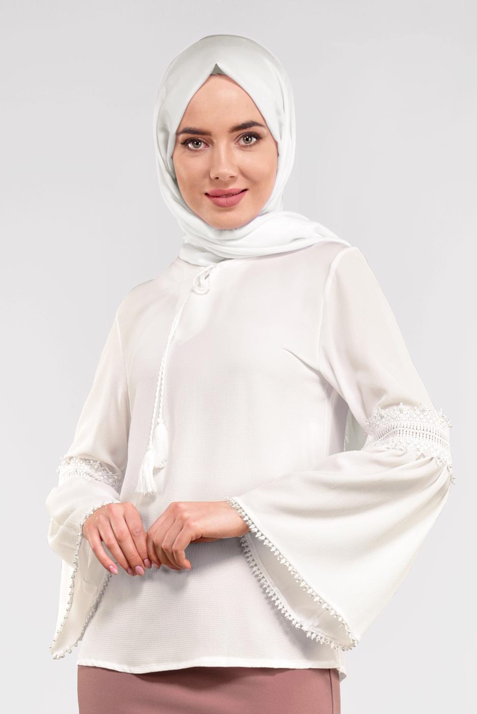 Tesettür giyim EKRU KOLLARI VOLANLI BLUZ T 94781