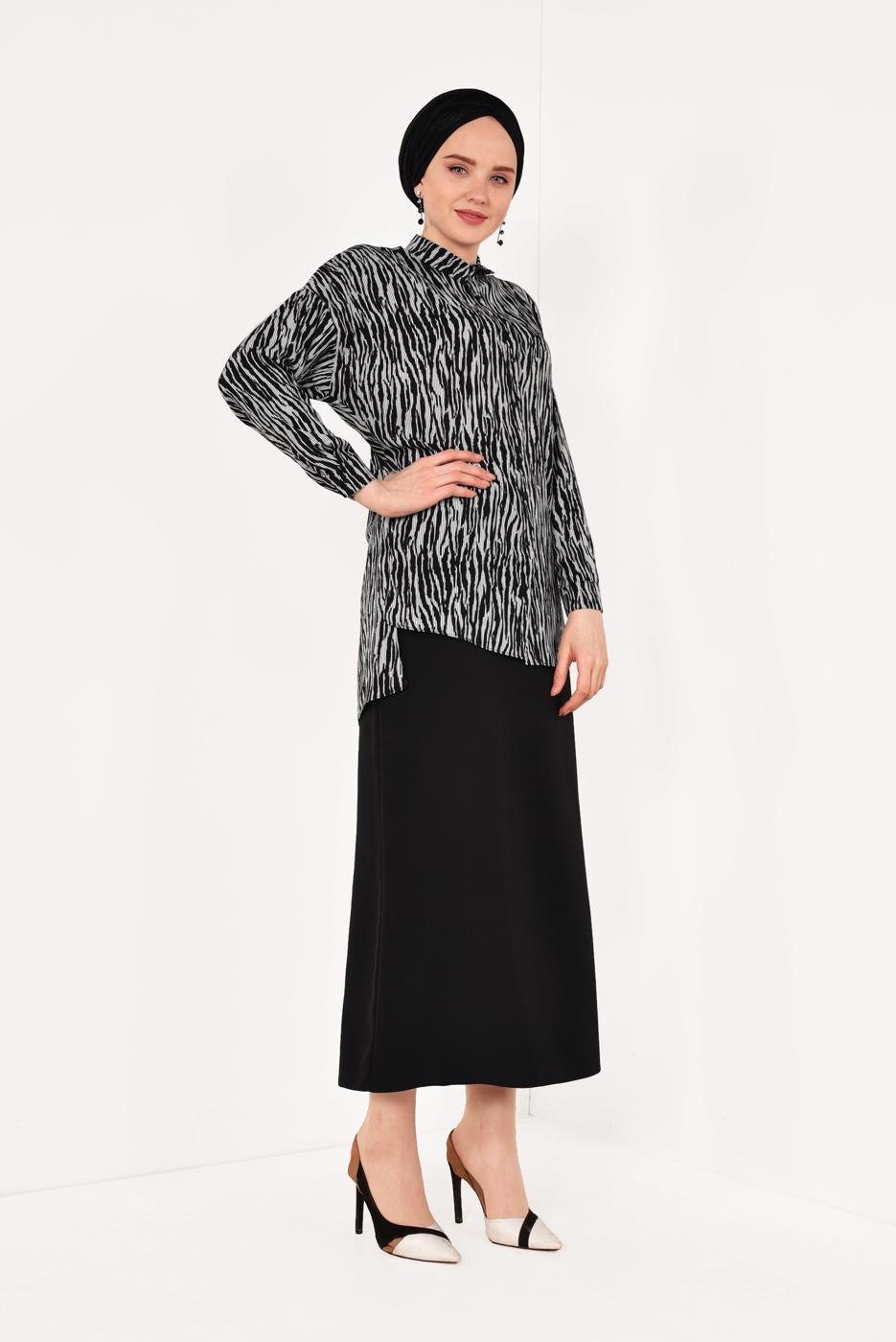 Tesettür giyim SİYAH ZEBRA DESENLİ YARASA KOL BLUZ 0202