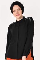Hijab clothing BLACK T 4152 STN-OMUZLARI ZİNCİR DETAYLI BLUZ