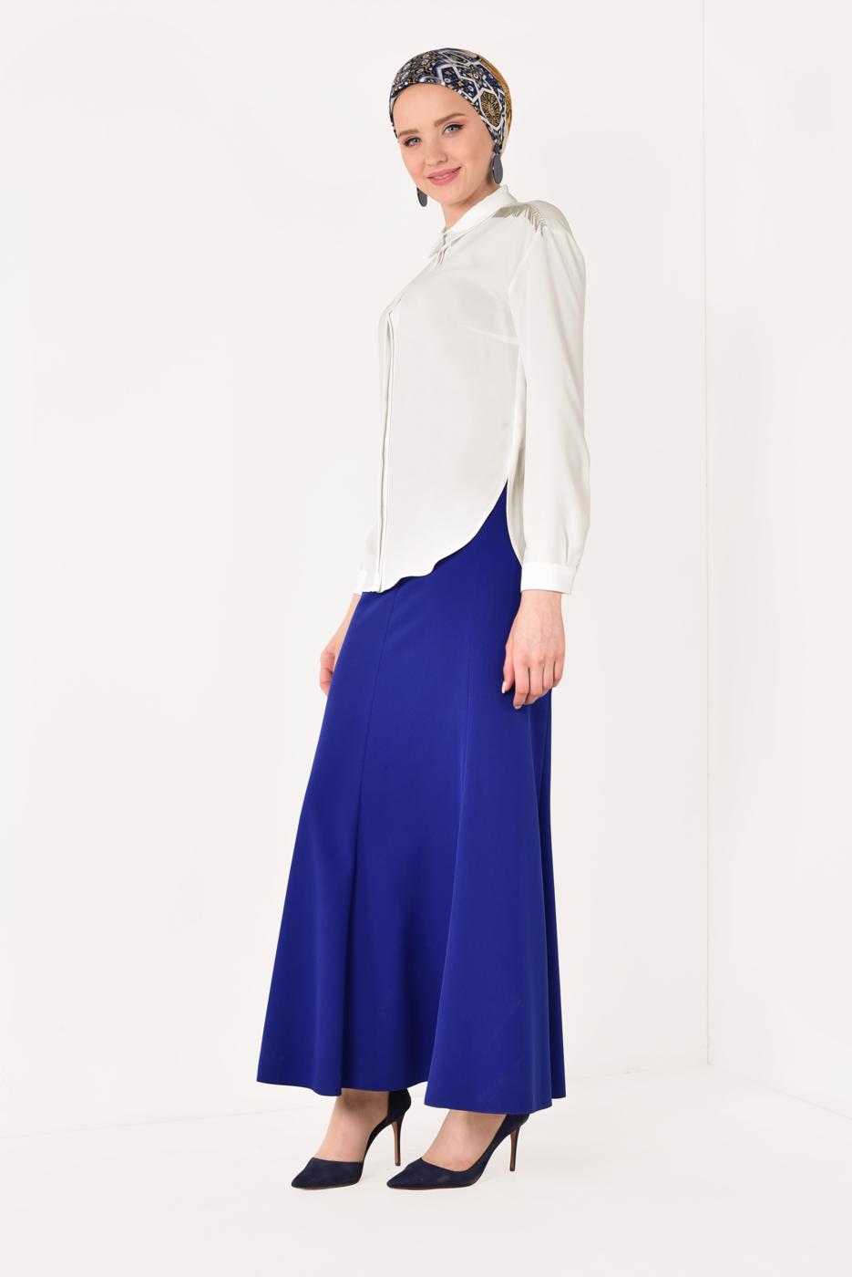 Vêtements hijab ÉCRU T 4152 STN-OMUZLARI ZİNCİR DETAYLI BLUZ