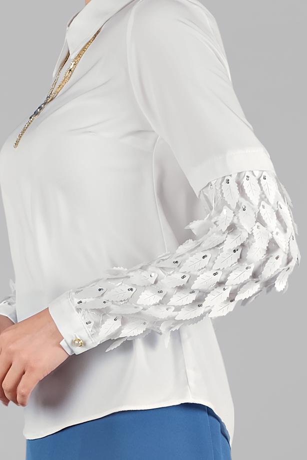 Tesettür giyim KREM ÜÇ BOYUTLU YAPRAK DETAYLI BLUZ 6046 - TRENDTESETTÜR