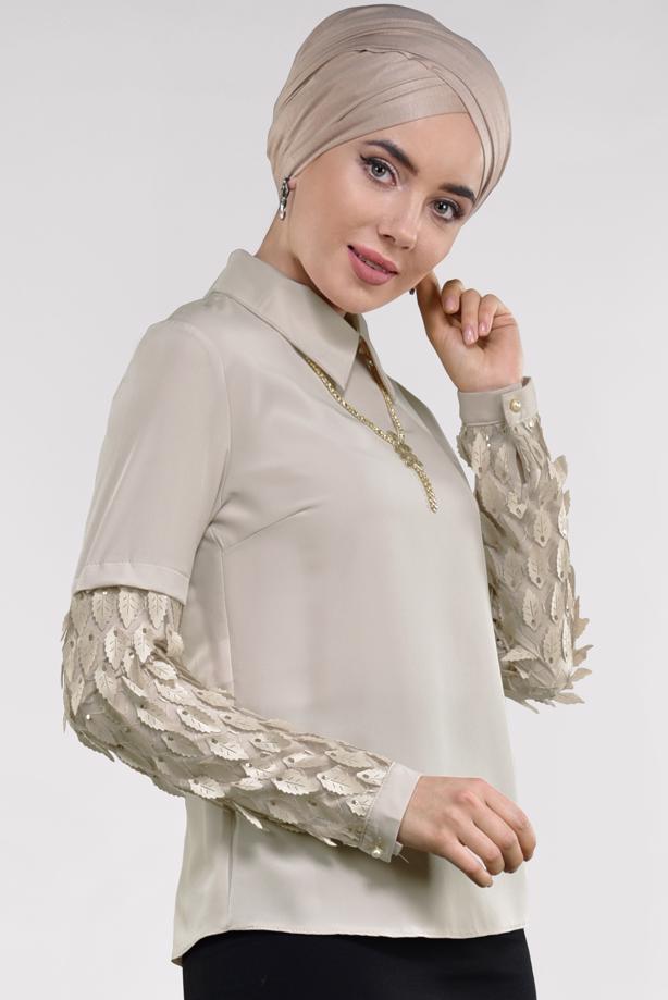 Tesettür giyim BEJ ÜÇ BOYUTLU YAPRAK DETAYLI BLUZ 6046 - TRENDTESETTÜR
