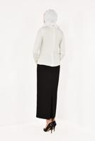 Hijab clothing CREAM T 9946 AYTE-YAKA UCU AKSESUARLI İŞLEMELİ BLUZ