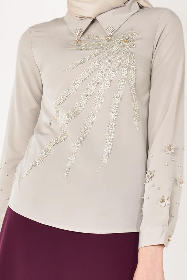 Vêtements hijab  T 9946 AYTE-YAKA UCU AKSESUARLI İŞLEMELİ BLUZ - TRENDTESETTÜR