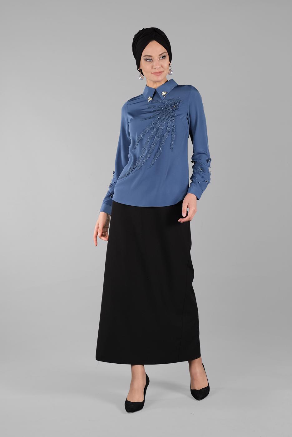 Vêtements hijab BLEU MARINE T 9946 AYTE-YAKA UCU AKSESUARLI İŞLEMELİ BLUZ