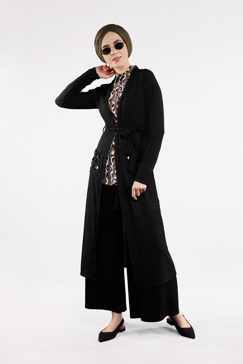 Tesettür giyim SİYAH BELDEN KUŞAKLI PULLU CEKET 2053