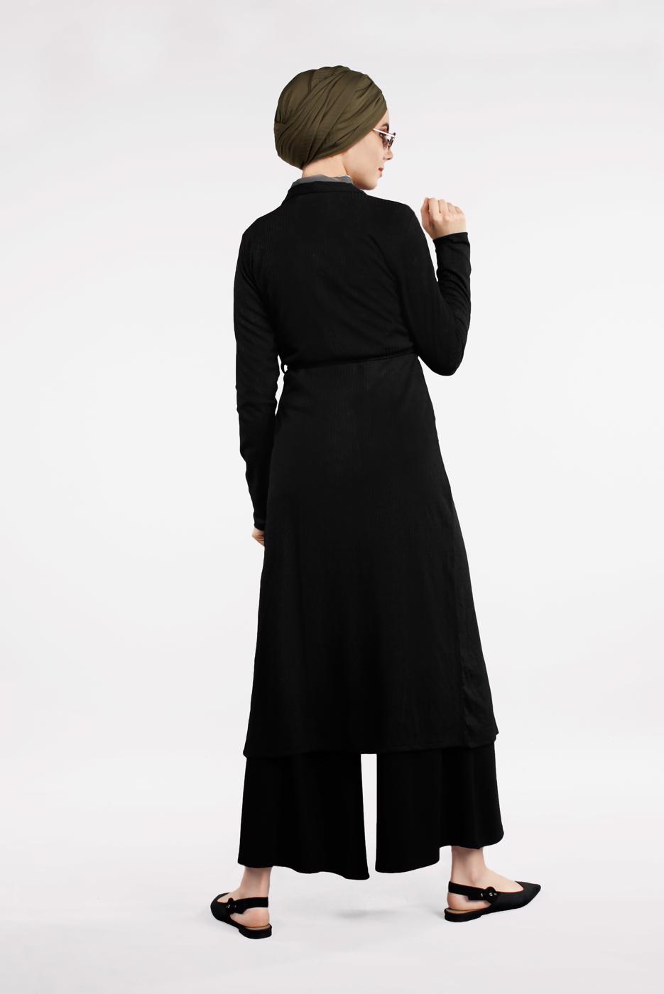 Tesettür giyim SİYAH BELDEN KUŞAKLI PULLU CEKET 2053