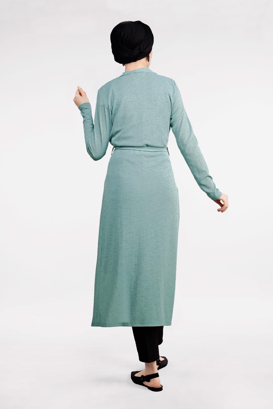 Tesettür giyim YEŞİL BELDEN KUŞAKLI PULLU CEKET 2053