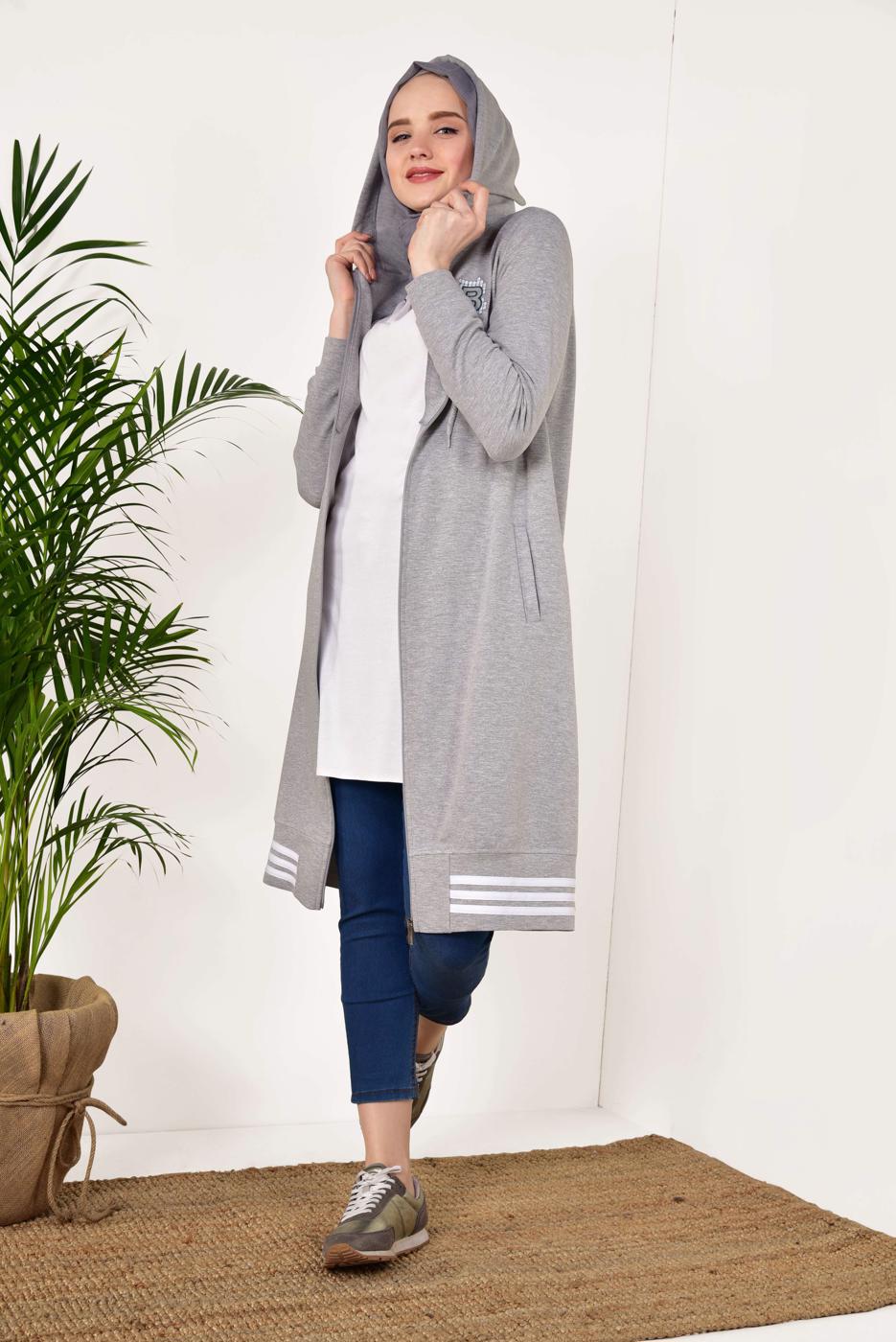 Tesettür giyim GRİ ŞERİT DETAYLI KAPÜŞONLU EŞOFMAN CEKET 7738 