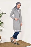 Tesettür giyim GRİ ŞERİT DETAYLI KAPÜŞONLU EŞOFMAN CEKET 7738 