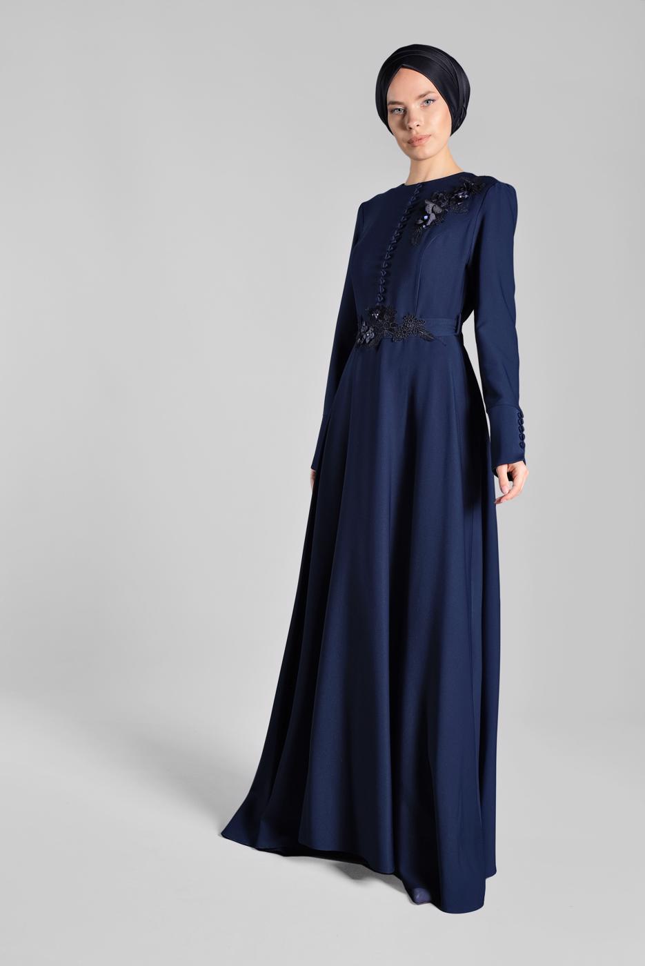 Tesettür giyim LACİVERT 3 BOYUTLU ÇİÇEK DETAYLI ELBİSE 226