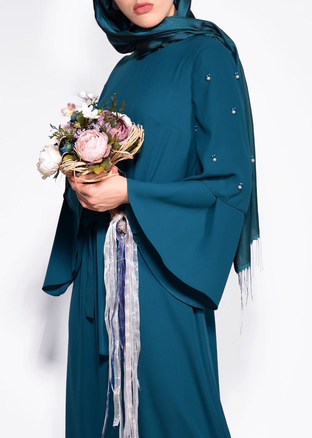 Tesettür giyim MAVİ İNCİ DETAYLI BELİ KUŞAKLI ELBİSE T 4310