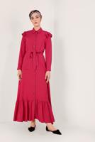 Tesettür giyim KIRMIZI ÖNDEN DÜĞMELİ OMUZLARI FIRFIRLI ELBİSE T 4526