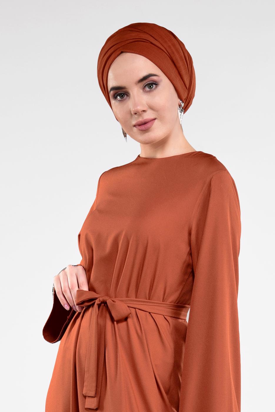 Tesettür giyim TABA SİM DETAYLI PAMUKLU ELBİSE 6323