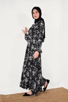 Tesettür giyim SİYAH ÇİÇEK DESENLİ ELBİSE T 8226