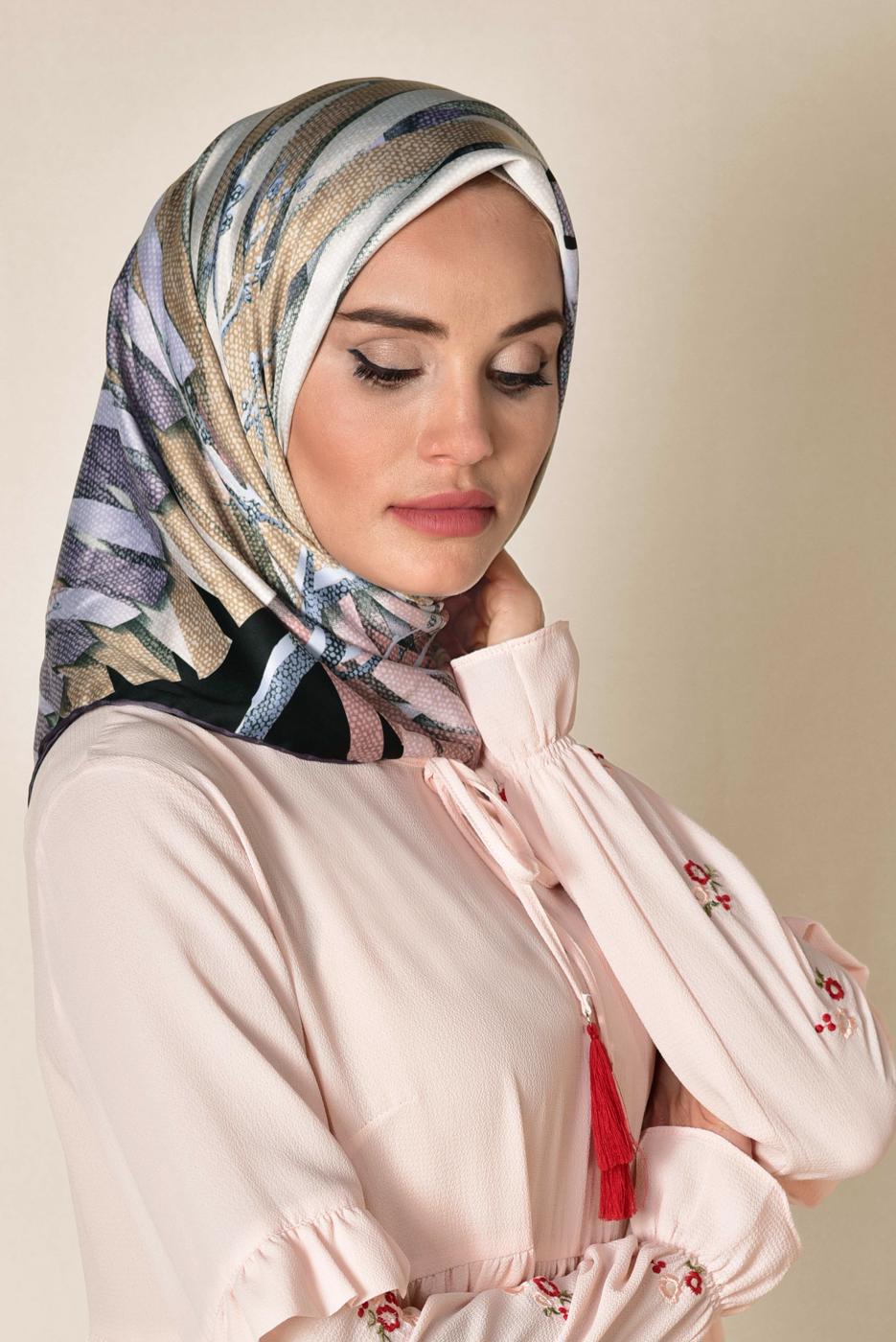 Tesettür giyim SİYAH ALVİNA DESENLİ EŞARP 12168-1 